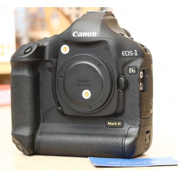 Canon EOS 1DS Mark III - Mới 9..