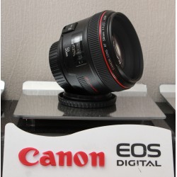 Canon EF 50mm f/1.2L USM - Mới..