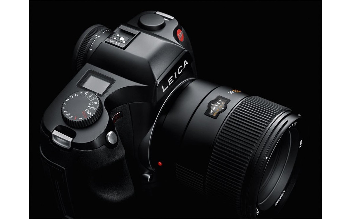LEICA MEDIUM mới của Leica sẽ lộ diện tại  Photokina trong tháng 9 năm 2018